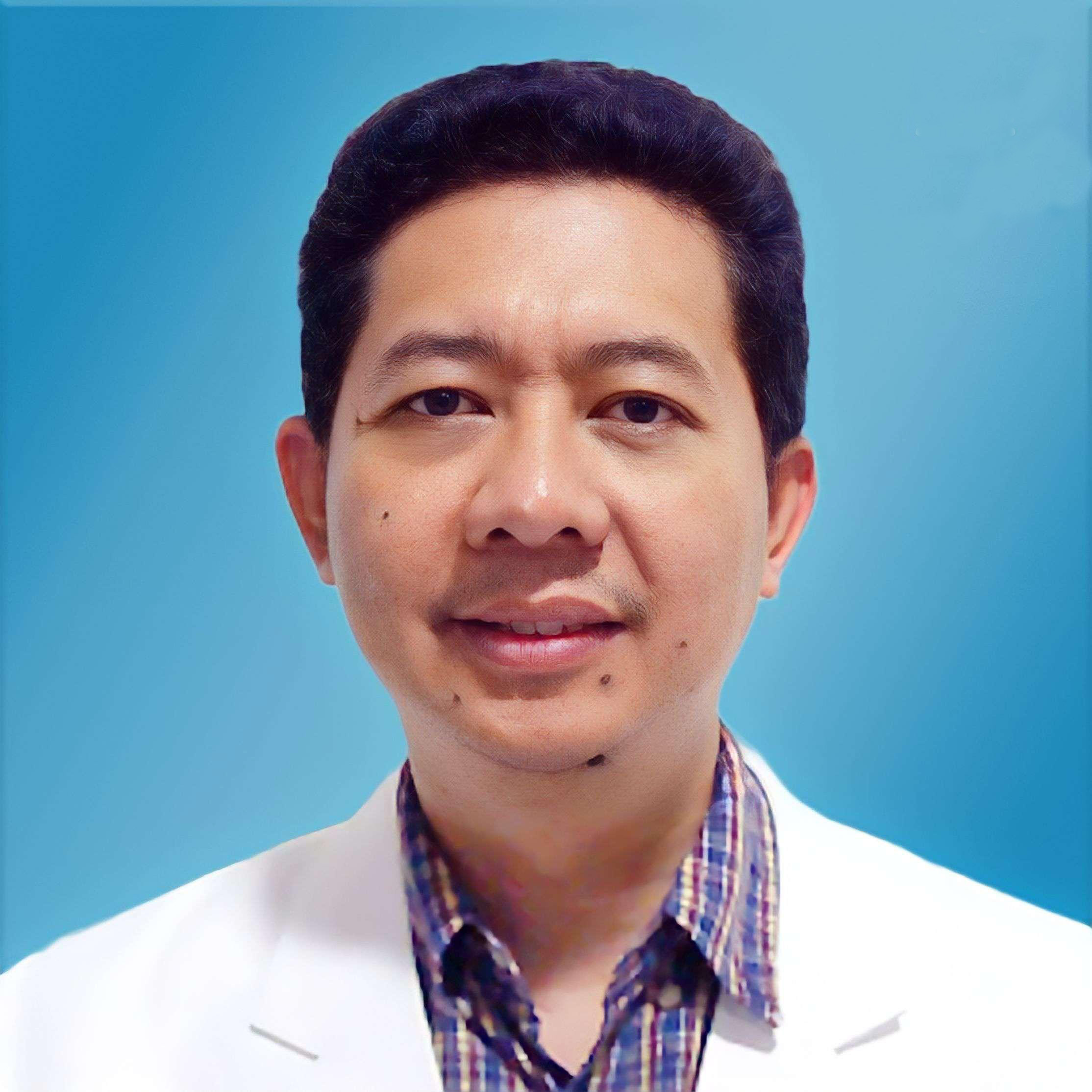internist image